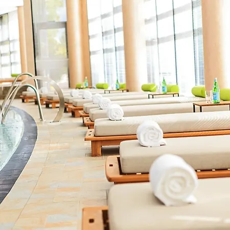 Renaissance 5* Minsk