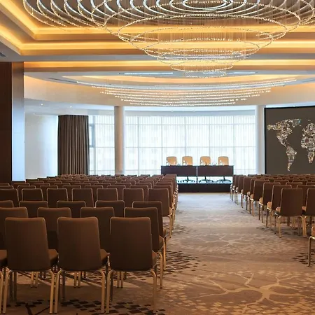 Renaissance 5* Minsk