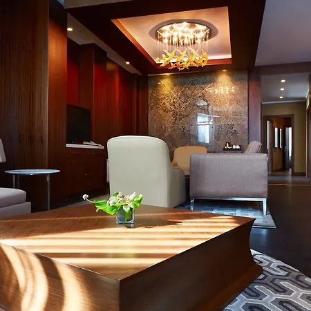 Renaissance Hotell