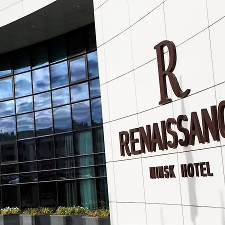 Готель Renaissance