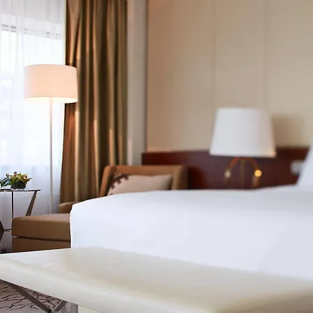 Renaissance 5* Minsk