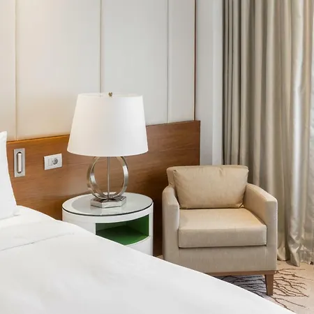 Renaissance Szálloda 5*