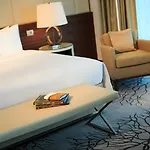 Renaissance 5*