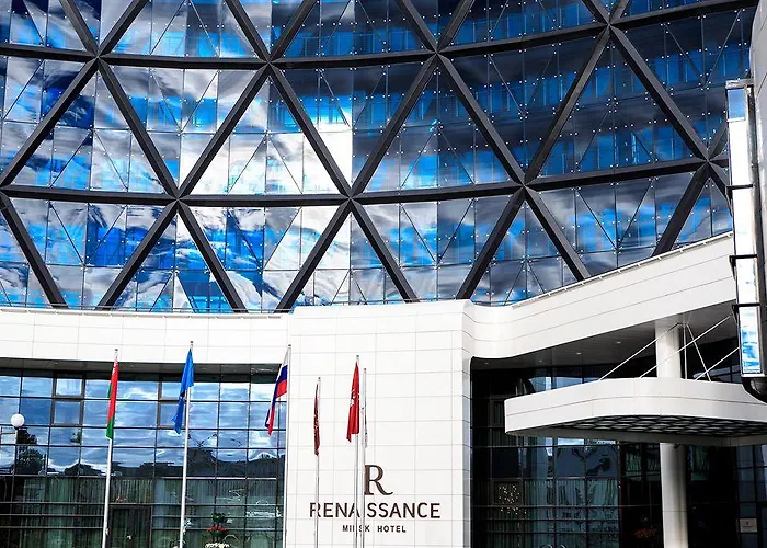 Renaissance 5* Минск