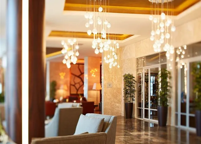 Renaissance 5* Минск